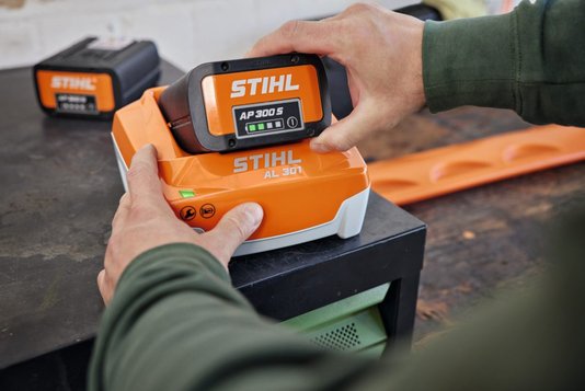 Carregador Rápido Al 301 Stihl Ea094305509