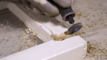 Disco De Lixa Flap Dremel 504 4,8Mm Grão 80 Grosso Para Acabamentos Alumínio, Latão, Cobre, Madeira Dura, Plástico, Madeira Macia, Aço  2615000504