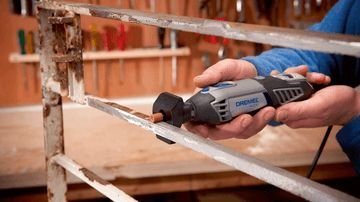 Acoplamento De Micro Retifica Dremel A576 - Guia Para Lixar E Desbastar Com 2 Acessorios 2615A576Aa