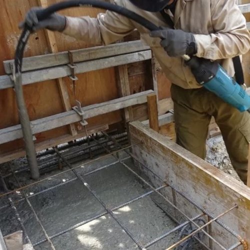 Mangote 1,5M Makita P/ Vibrador De Concreto 1991604