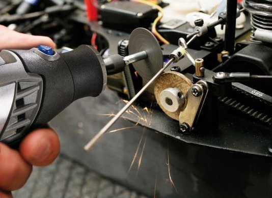 Micro Retífica Dremel 3000 c/ Maleta + Eixo Flexível + Guia de Corte + Kit c/ 30 Acessórios 127v Dremel