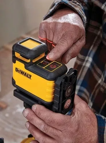 Laser Autonivelante Cruzado Dewalt Dw03601 360°, nível 20m