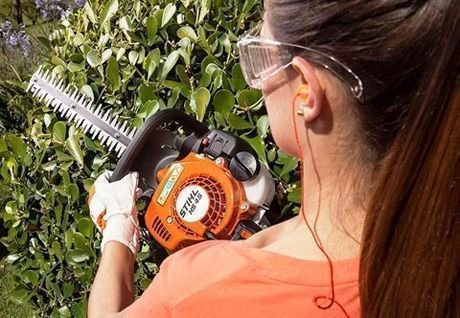 Podador Hs 45 De Cerca Viva Á Gasolina 450Mm Stihl