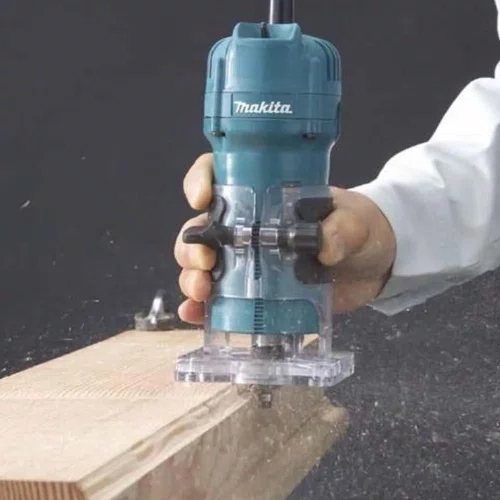 Tupia Makita 530W 110V + Pinça 6Mm C/ Base Regulável 3709