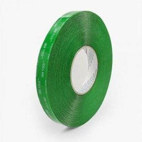 Fita Vhb Dupla Face Incolor Para Superfície Lisa 12Mmx20M - 3M H0001421447 Fita Vhb Dupla Face Incolor Para Superfície Lisa 12Mmx20M - 3M H0001421447