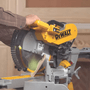 Serra Esquadria 12" 127V Com Braco Telescópico Dewalt - DWS780BR