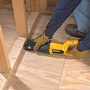 Serra Sabre 1000W de Velocidade Variável e Reversível 220V Dewalt